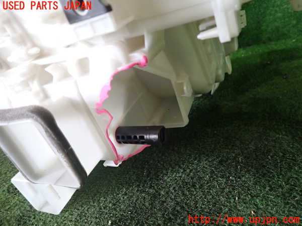 2UPJ-39426081]アウトランダーPHEV(GN0W)エバポレーター1 (ジャンク品) 中古_m0002.jpg