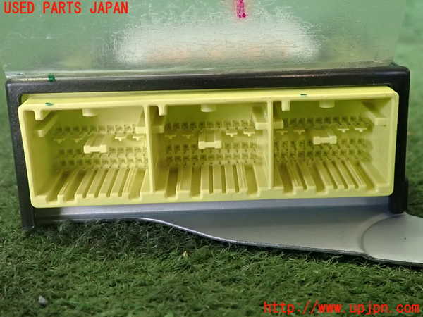 2UPJ-39426145]アウトランダーPHEV(GN0W)エアバッグコンピューター 中古_m0002.jpg