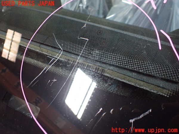 1UPJ-39431195]ベンツ C180 W204(204049)フロントガラス 中古 PILKINGTON M1250 43R-001585_m0003.jpg