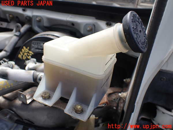1UPJ-39444050]ハイエースワゴン100系(KZH106W)ブレーキマスターシリンダー 中古_m0003.jpg
