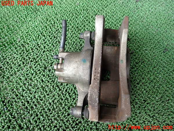 1UPJ-39454080]デリカD：5(CV1W)右フロントキャリパー 中古_m0002.jpg