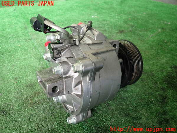 1UPJ-39456025]デリカD：5(CV1W)エアコンコンプレッサー 中古_m0002.jpg