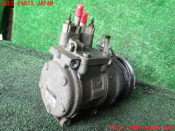 1UPJ-39466025]クラウン 4ドア ハードトップ(GS151H)エアコンコンプレッサー 中古_m0002.jpg
