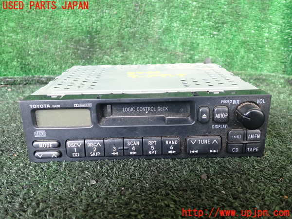 1UPJ-39466475]クラウン 4ドア ハードトップ(GS151H)テープデッキ 中古_m0001.jpg