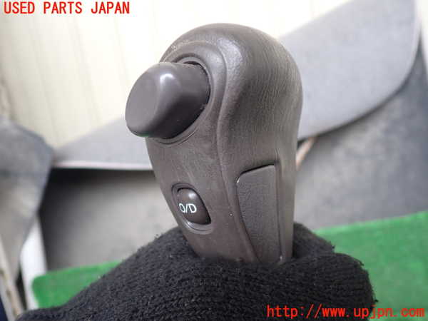 1UPJ-39467555]クラウン 4ドア ハードトップ(GS151H)ATシフトレバー 中古_m0003.jpg