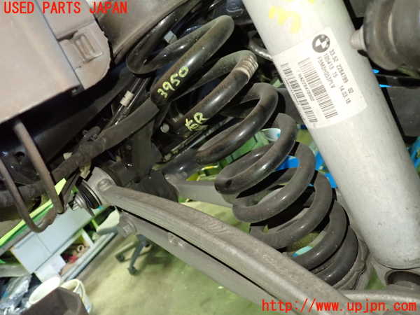 1UPJ-39505100]BMW M4 クーペ F82(3C30)右リアスプリング 中古_m0001.jpg
