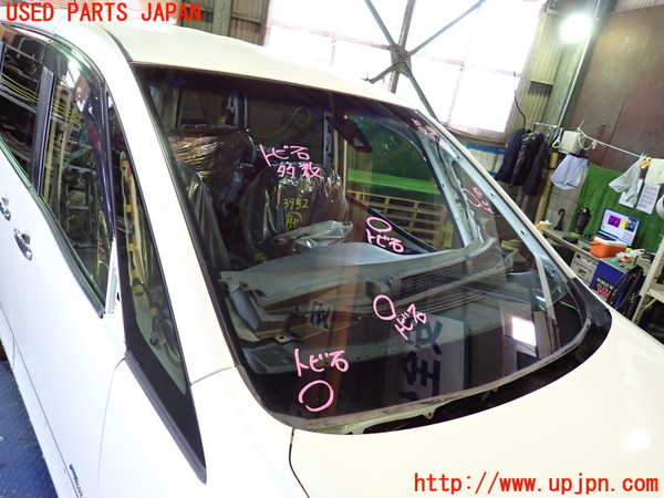 1UPJ-39521195]セレナ Sハイブリッド(HFC26)フロントガラス AGC M314 中古_m0001.jpg