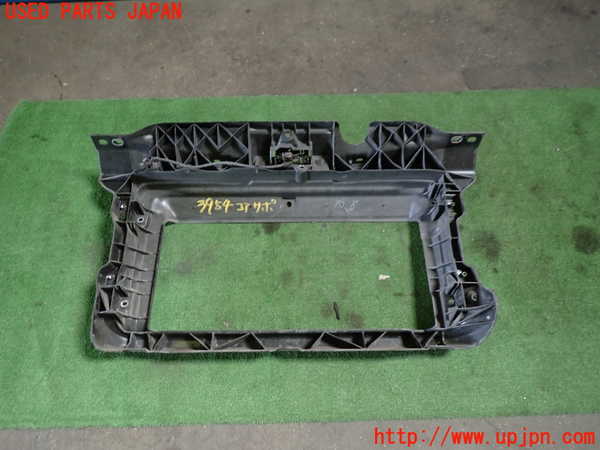 1UPJ-39541041]VW ニュービートルカブリオレ(1YAZJ)コアサポート 中古_m0003.jpg
