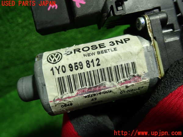 1UPJ-39541296]VW ニュービートルカブリオレ(1YAZJ)右後レギュレーターモーター 中古_m0003.jpg