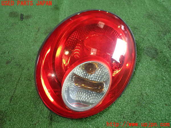 1UPJ-39541530]VW ニュービートルカブリオレ(1YAZJ)右テールランプ 中古_m0001.jpg