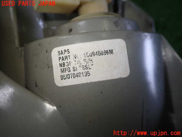 1UPJ-39541530]VW ニュービートルカブリオレ(1YAZJ)右テールランプ 中古_m0002.jpg