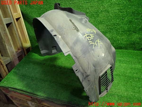 1UPJ-39541090]VW ニュービートルカブリオレ(1YAZJ)右前フェンダーライナー 中古_m0001.jpg