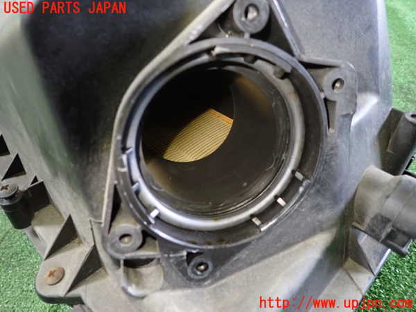 1UPJ-39542560]VW ニュービートルカブリオレ(1YAZJ)エアクリーナーボックス 中古_m0003.jpg