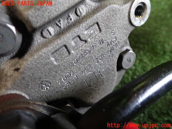 1UPJ-39544250]VW ニュービートルカブリオレ(1YAZJ)パワステポンプ 中古_m0002.jpg