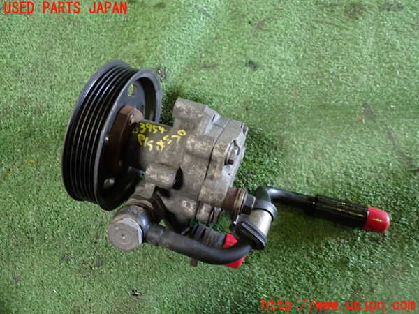 1UPJ-39544250]VW ニュービートルカブリオレ(1YAZJ)パワステポンプ 中古_m0003.jpg