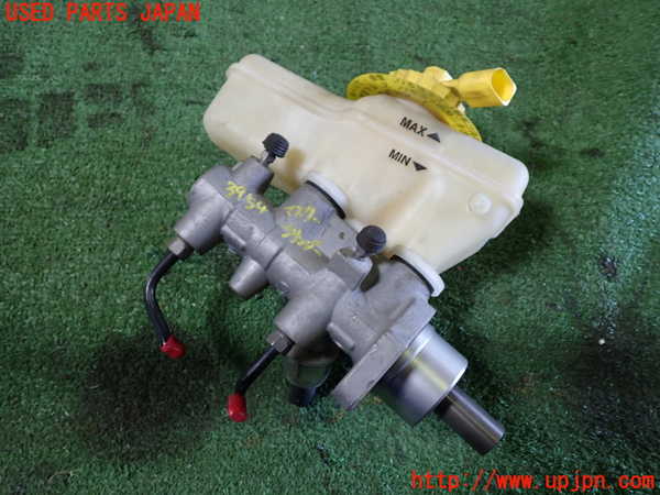 1UPJ-39544050]VW ニュービートルカブリオレ(1YAZJ)ブレーキマスターシリンダー 中古_m0002.jpg