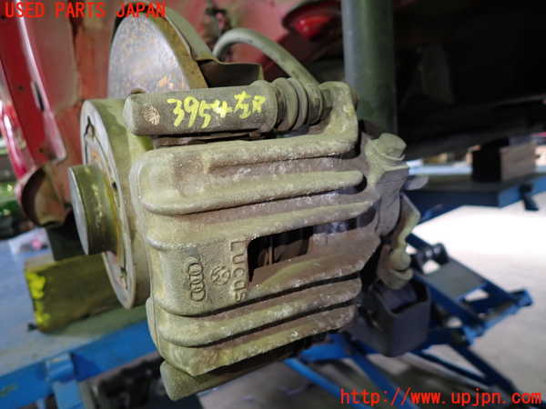 1UPJ-39544095]VW ニュービートルカブリオレ(1YAZJ)左リアキャリパー 中古_m0001.jpg