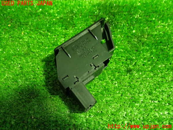 1UPJ-39546245]VW ニュービートルカブリオレ(1YAZJ)左パワーウィンドウスイッチ 中古_m0002.jpg