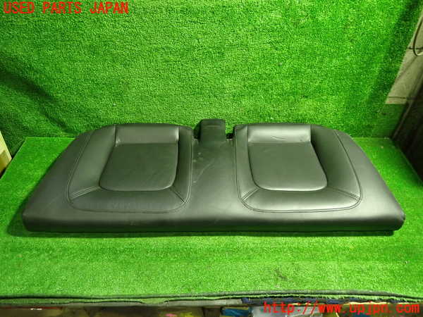 1UPJ-39547385]VW ニュービートルカブリオレ(1YAZJ)リアシート 中古_m0001.jpg