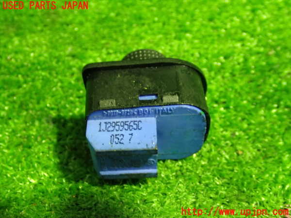 1UPJ-39546280]VW ニュービートルカブリオレ(1YAZJ)ミラースイッチ 中古_m0002.jpg