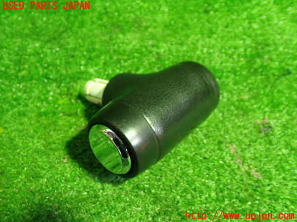 1UPJ-39547570]VW ニュービートルカブリオレ(1YAZJ)シフトノブ 中古_m0002.jpg