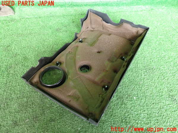 2UPJ-39562160]ベンツ C200 コンプレッサー ステーションワゴン(204241)エンジンアッパーカバー 中古 (S204)_m0002.jpg