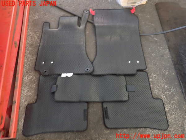 2UPJ-39567800]ベンツ C200 コンプレッサー ステーションワゴン(204241)フロアマット 中古 (S204)_m0003.jpg