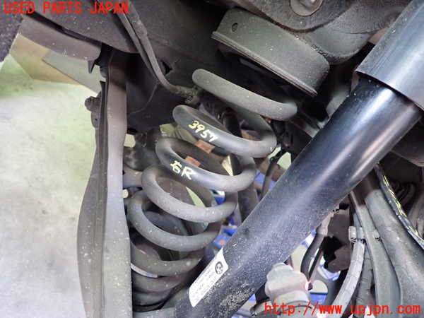 2UPJ-39575100]BMW 325i ツーリング(VS25)(E91)右リアスプリング 中古_m0001.jpg