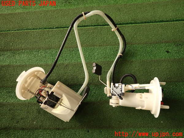 2UPJ-39592510]ベンツ C180(204049)燃料ポンプ 中古 (W204)_m0001.jpg
