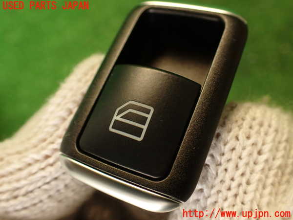 2UPJ-39596245]ベンツ C180(204049)左前パワーウィンドウスイッチ 中古 (W204)_m0002.jpg