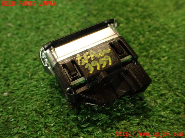 2UPJ-39596245]ベンツ C180(204049)左前パワーウィンドウスイッチ 中古 (W204)_m0003.jpg