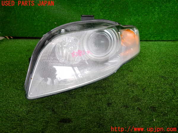 2UPJ-39601132]アウディ・A4 アバント(8EALT)左ヘッドライト HID 中古_m0001.jpg