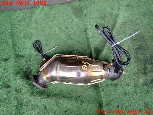 2UPJ-39602661]アウディ・A4 アバント(8EALT)触媒1 中古_m0001.jpg