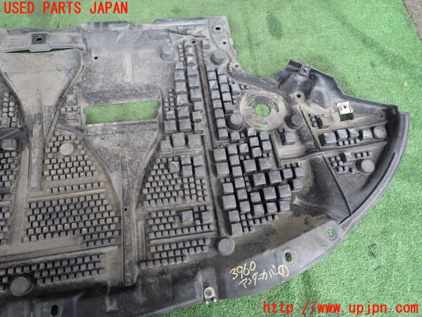 2UPJ-39601721]アウディ・A4 アバント(8EALT)アンダーカバー1 中古_m0002.jpg
