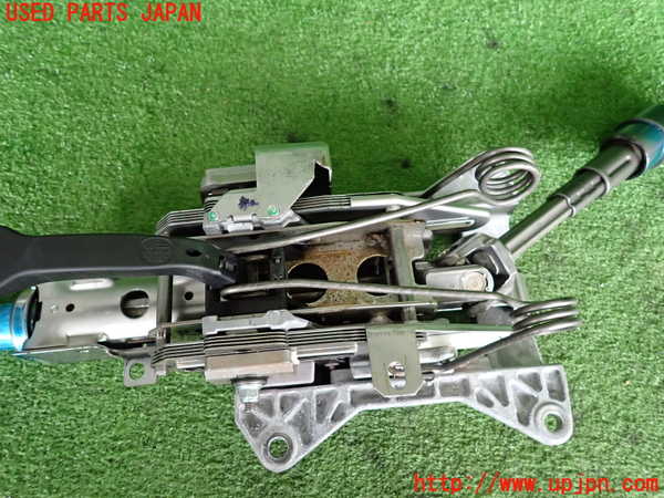 2UPJ-39604260]アウディ・A4 アバント(8EALT)ステアリングシャフト 中古_m0003.jpg