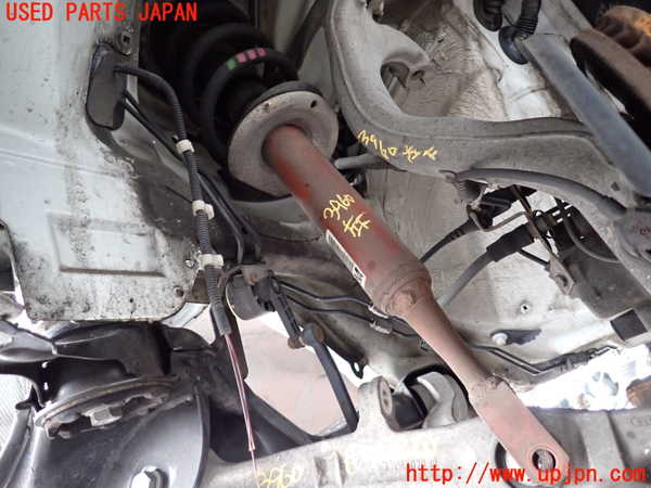 2UPJ-39605025]アウディ・A4 アバント(8EALT)左フロントストラット 中古_m0001.jpg