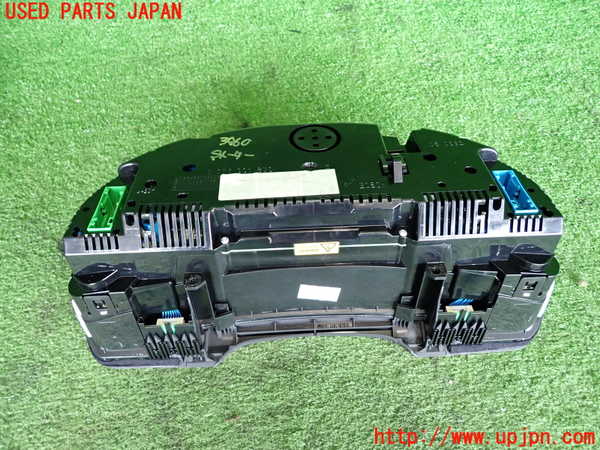 2UPJ-39606170]アウディ・A4 アバント(8EALT)スピードメーター 中古_m0003.jpg