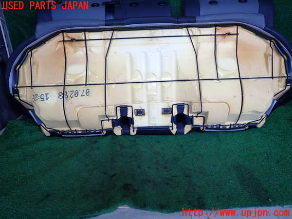 2UPJ-39607385]アウディ・A4 アバント(8EALT)リアシート 中古_m0003.jpg