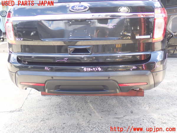 2UPJ-39611610]エクスプローラー(1FMHK9)リアバンパー 中古_m0001.jpg