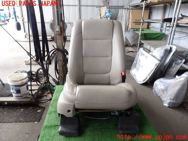 2UPJ-39617065]エクスプローラー(1FMHK9)助手席シート 中古_m0001.jpg