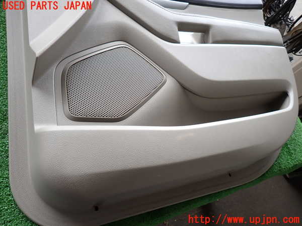 2UPJ-39611234]エクスプローラー(1FMHK9)右前ドア内張り 中古_m0002.jpg