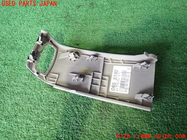 2UPJ-39617691]エクスプローラー(1FMHK9)内装トリム類1 中古_m0003.jpg