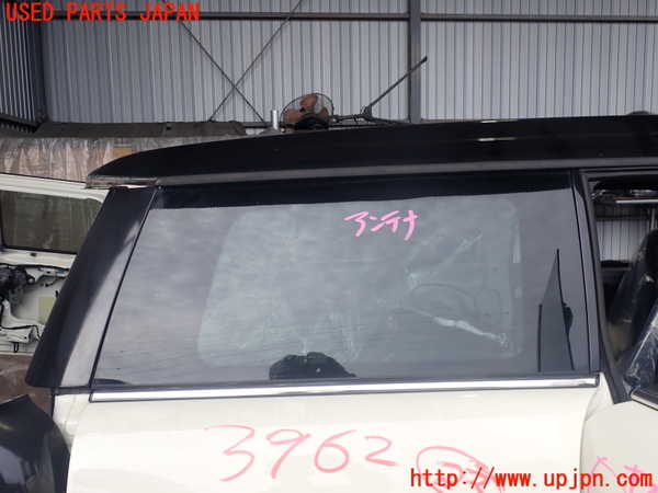2UPJ-39621380]BMW ミニ(MINI)クーパー クラブマン(ML16)右クォーターガラス 中古(43R-00351 M322)_m0001.jpg