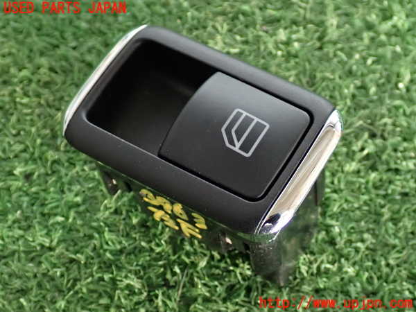 2UPJ-39636245]ベンツ C200 コンプレッサー ステーションワゴン S204(204241)左前パワーウィンドウスイッチ 中古_m0001.jpg