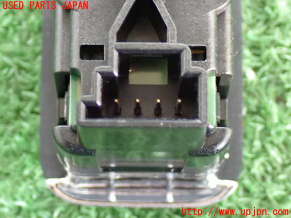 2UPJ-39636245]ベンツ C200 コンプレッサー ステーションワゴン S204(204241)左前パワーウィンドウスイッチ 中古_m0004.jpg
