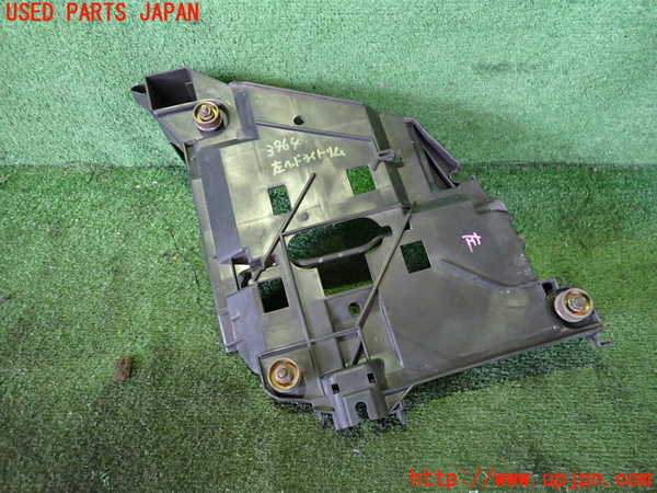 2UPJ-39641142]ポルシェ・ボクスター(986K)左ヘッドライトリム 中古_m0002.jpg