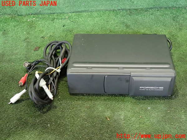 2UPJ-39646505]ポルシェ・ボクスター(986K)CDチェンジャー 中古_m0001.jpg