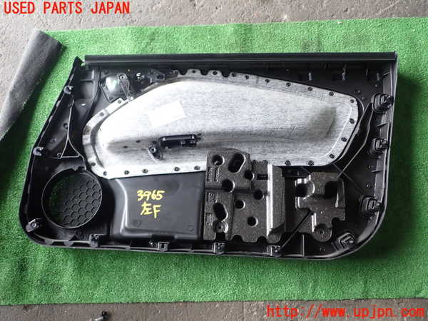 1UPJ-39651264]アルファロメオ・ミト(95514P)左ドア内張り 中古_m0004.jpg