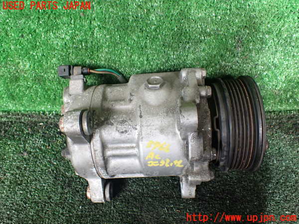 1UPJ-39666025]VW ルポGTI(6EAVY)エアコンコンプレッサー 中古_m0001.jpg