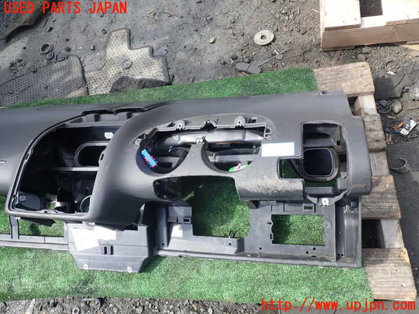 5UPJ-39667505]VW ルポGTI(6EAVY)ダッシュボード 【ジャンク】_m0002.jpg